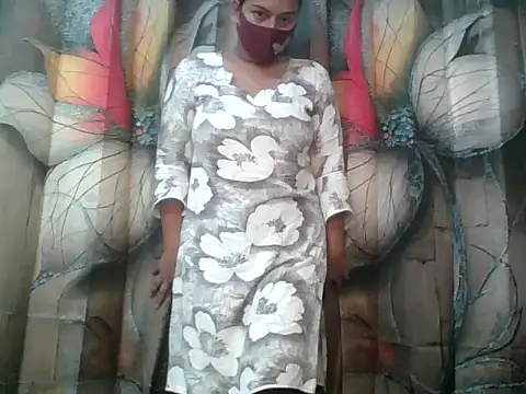 Snapshot of Sima_Roy95 chatting on 04-12-26, 04:45 Sima Roy95 online show from 04-12-26, 04:45