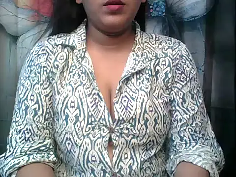 Snapshot of Sima_Roy95 chatting on 04-26-26, 12:36 Sima Roy95 online show from 04-26-26, 12:36