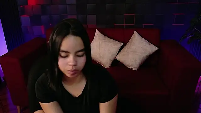 Snapshot of SofiaMante_ chatting on 06-20-26, 01:30 SofiaMante online show from 06-20-26, 01:30