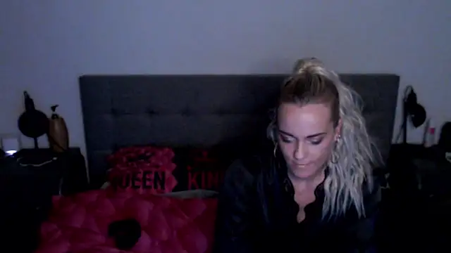 Snapshot of missconly chatting on 01-11-26, 02:55 missconly online show from 01-11-26, 02:55