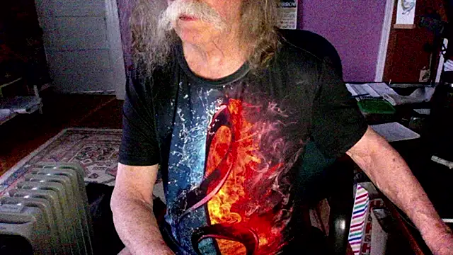 LickYourYoni online show from 04-24-26, 02:14