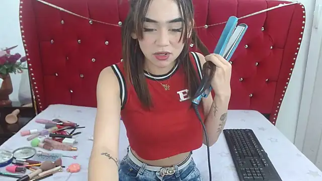 sofiaspring online show from 04-29-26, 05:30