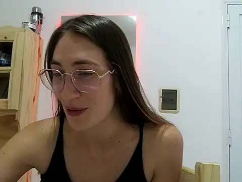 Snapshot of Noracherry chatting on 02-24-26, 10:08 Noracherry online show from 02-24-26, 10:08