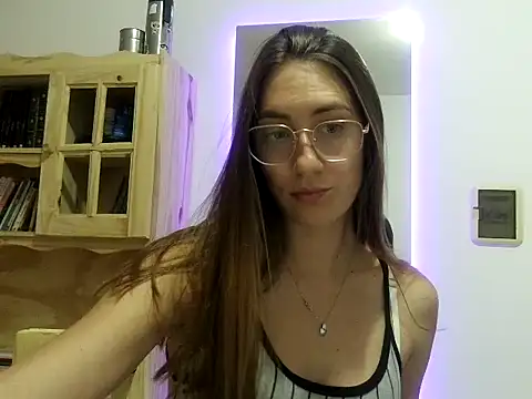 Snapshot of Noracherry chatting on 02-26-26, 06:29 Noracherry online show from 02-26-26, 06:29