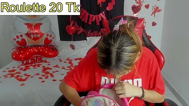 Snapshot of Bella_Blanca chatting on 02-14-26, 12:24 Bella Blanca online show from 02-14-26, 12:24