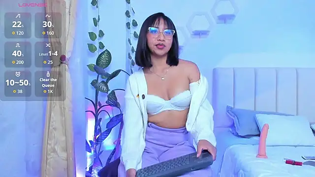 emily7  online show from 02-21-26, 08:54