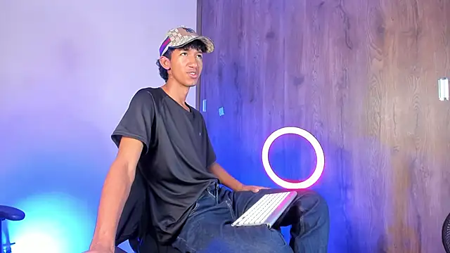 neitan miller  online show from 02-19-26, 01:18