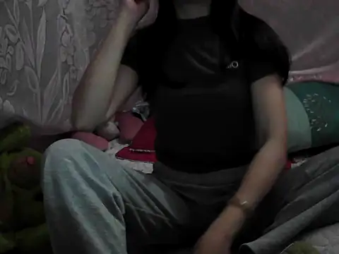 Snapshot of Ana_2023 chatting on 02-02-26, 05:44 Ana 2023 online show from 02-02-26, 05:44