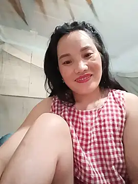 Snapshot of yu--yo chatting on 05-19-26, 02:01 yu--yo online show from 05-19-26, 02:01