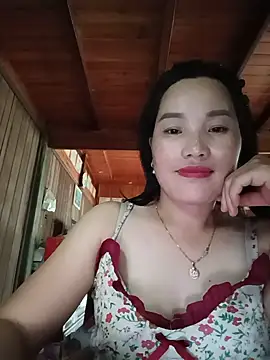 Snapshot of yu--yo chatting on 05-25-26, 01:33 yu--yo online show from 05-25-26, 01:33
