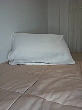 Angelmoon04 online show from 04-18-26, 03:43