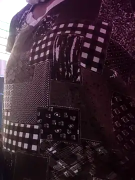 Snapshot of Nilam_cute chatting on 02-22-26, 04:13 Nilam cute online show from 02-22-26, 04:13