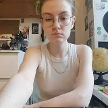 Shy Bamby online show from 03-31-26, 04:18