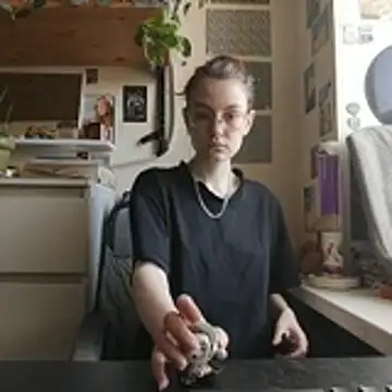 Shy Bamby online show from 04-11-26, 11:25