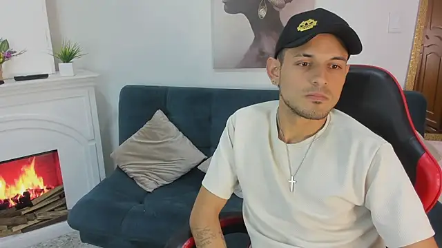 Snapshot of JACOB_RACHELL chatting on 02-21-26, 11:44 JACOB RACHELL online show from 02-21-26, 11:44