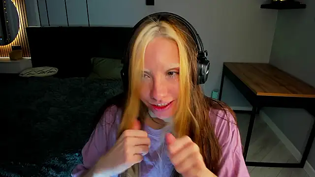 Elizaveta Brown online show from 02-04-26, 08:14