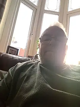 justenjoyingurcompany online show from 01-10-26, 09:33