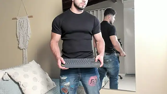 Thiago moretti online show from 02-05-26, 03:38