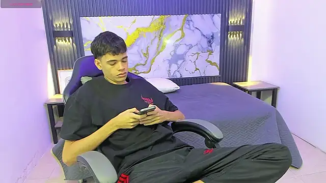 Dark Desiree18 online show from 02-01-26, 12:04