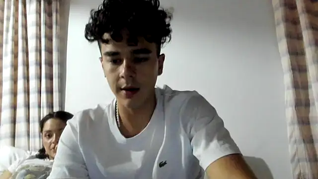 Snapshot of RedNDizzy chatting on 03-07-26, 11:57 RedNDizzy online show from 03-07-26, 11:57