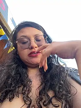 mavievil- online show from 06-14-26, 08:44