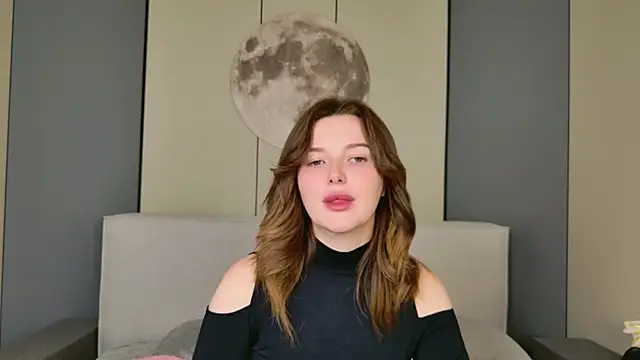 Karina Thorn online show from 03-12-26, 08:37