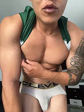 Snapshot of Rainer_G chatting on 01-17-26, 12:32 Rainer G online show from 01-17-26, 12:32