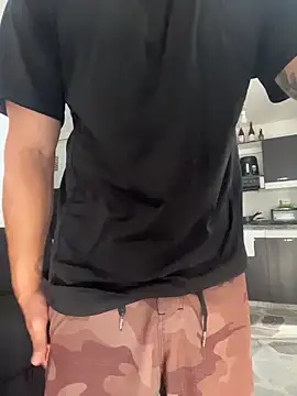 Snapshot of Rainer_G chatting on 02-05-26, 02:33 Rainer G online show from 02-05-26, 02:33