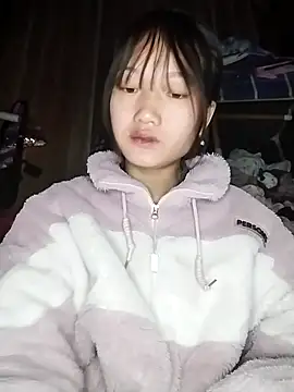 Snapshot of Hina2xx chatting on 01-16-26, 10:19 Hina2xx online show from 01-16-26, 10:19