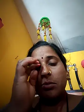 Snapshot of Reena_lodha chatting on 02-13-26, 04:25 Reena lodha online show from 02-13-26, 04:25