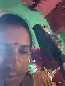 Snapshot of Reena_lodha chatting on 02-28-26, 10:05 Reena lodha online show from 02-28-26, 10:05