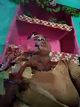 Snapshot of Reena_lodha chatting on 03-06-26, 08:11 Reena lodha online show from 03-06-26, 08:11