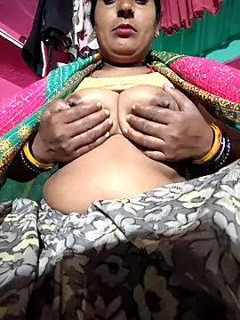 Snapshot of Reena_lodha chatting on 03-08-26, 07:39 Reena lodha online show from 03-08-26, 07:39