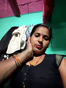 Snapshot of Reena_lodha chatting on 03-10-26, 03:17 Reena lodha online show from 03-10-26, 03:17