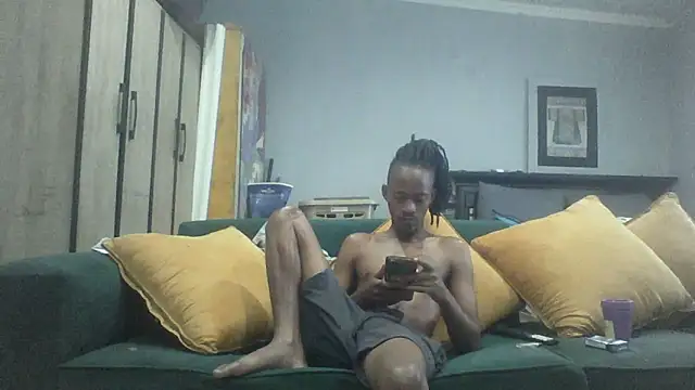 Snapshot of Winterslender chatting on 05-11-26, 02:45 Winterslender online show from 05-11-26, 02:45