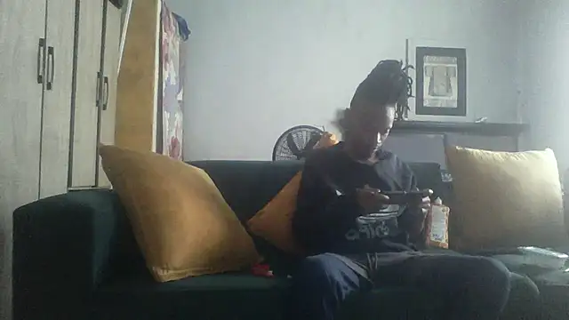 Snapshot of Winterslender chatting on 06-04-26, 11:49 Winterslender online show from 06-04-26, 11:49