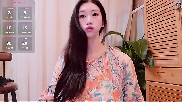 Snapshot of neinei_bao chatting on 06-12-26, 01:15 neinei bao online show from 06-12-26, 01:15