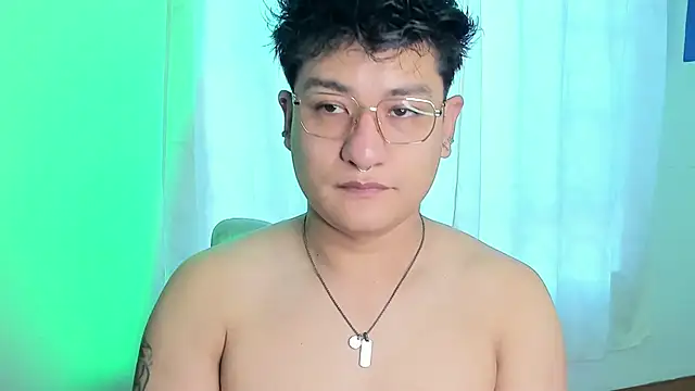 Theo Rowan online show from 04-24-26, 12:07