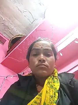 Snapshot of Sonam15884 chatting on 02-12-26, 11:00 Sonam15884 online show from 02-12-26, 11:00