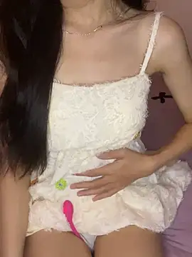 Linhtruong   online show from 04-19-26, 02:16