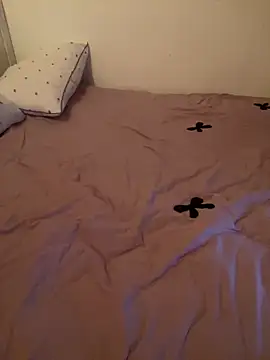 Linhtruong   online show from 04-23-26, 04:31