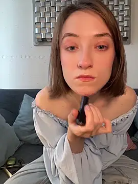 Persephone Kore online show from 04-27-26, 04:38