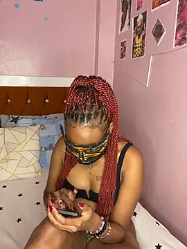 Snapshot of thakhiii3 chatting on 02-26-26, 12:04 thakhiii3 online show from 02-26-26, 12:04