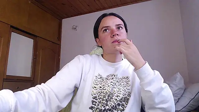 Shanel Lozano online show from 03-09-26, 07:29