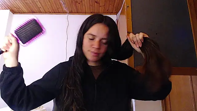 Snapshot of Shanel_Lozano chatting on 05-07-26, 06:13 Shanel Lozano online show from 05-07-26, 06:13