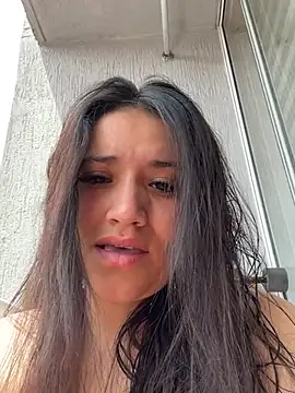 Veronica Wins  online show from 04-24-26, 03:36