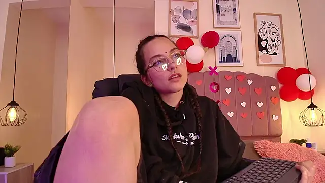 Snapshot of Hanabie_ chatting on 02-18-26, 03:13 Hanabie online show from 02-18-26, 03:13