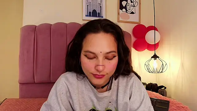 Snapshot of Hanabie_ chatting on 02-28-26, 03:18 Hanabie online show from 02-28-26, 03:18