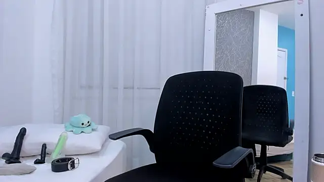 ViictoriiaSaenz online show from 03-30-26, 04:57