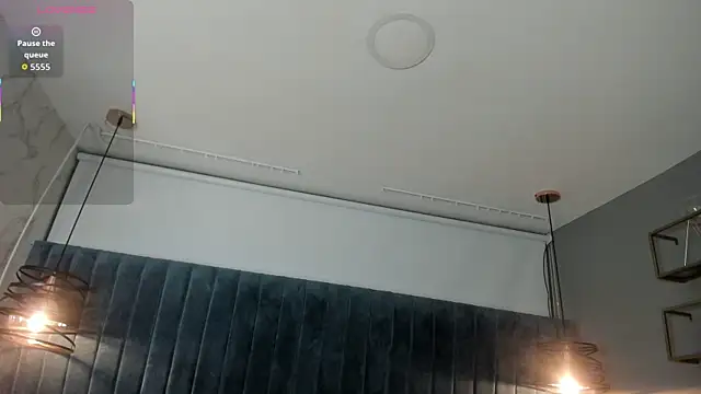 Snapshot of lizz_lunna chatting on 01-16-26, 01:37 lizz lunna online show from 01-16-26, 01:37